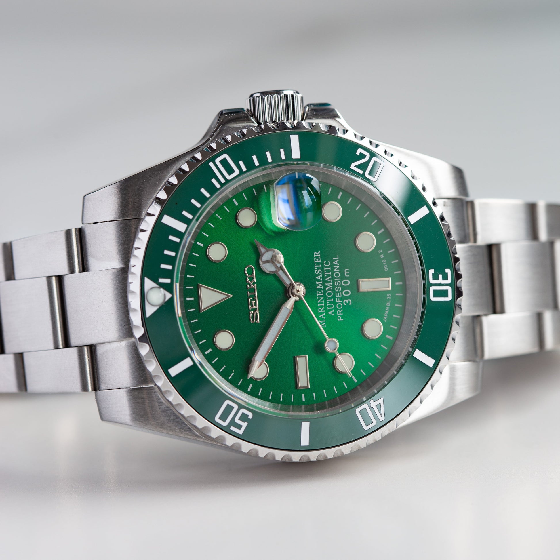 Seiko Mod Submariner Hulk